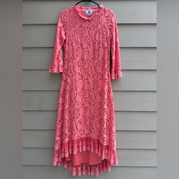 Dainty Jewels Women's Pink Blush Night In Paris Lace Dress Size M (B32) - Picture 3 of 9